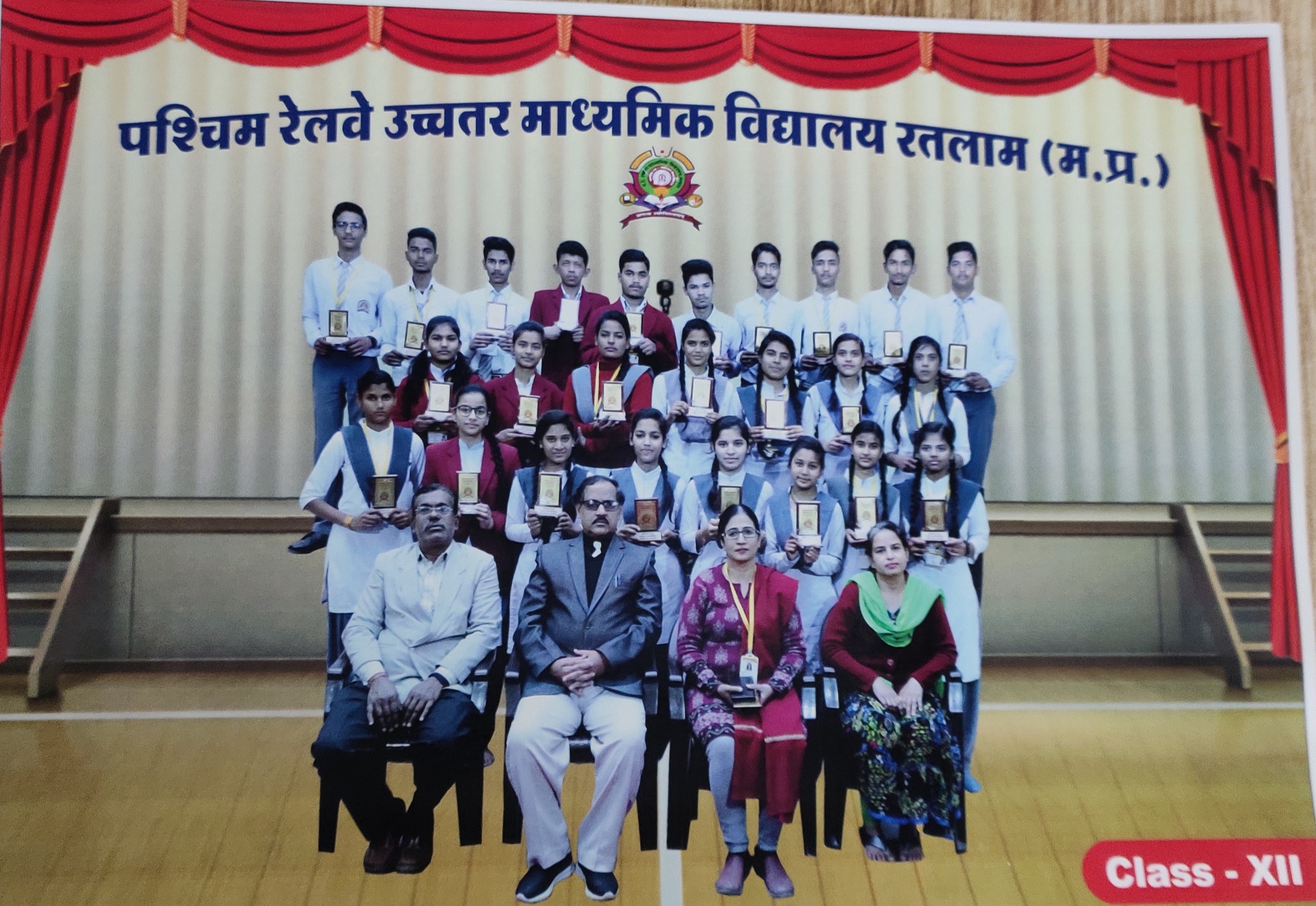 Group Photo of Class 12th